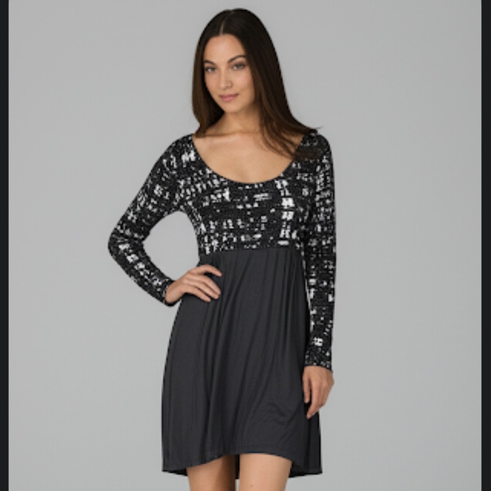 Amour Vert Exclusively Designed for Stitch Fix Abstract Dress Women’s Size XS